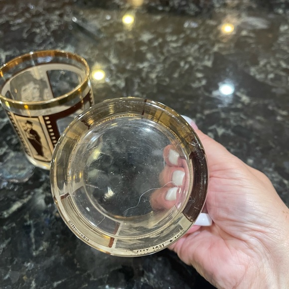 Roaring Twenties Vintage Cocktail Glasses - Picture 3 of 6